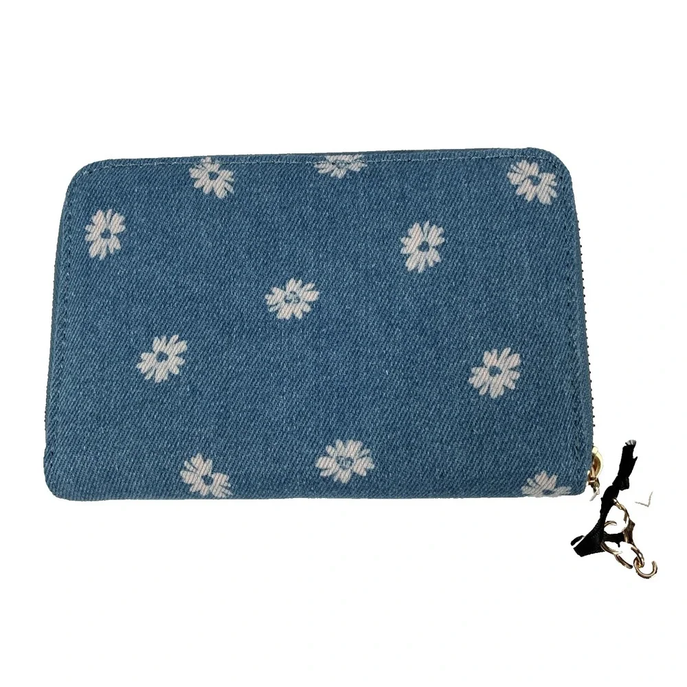 Juicy Couture this wallet